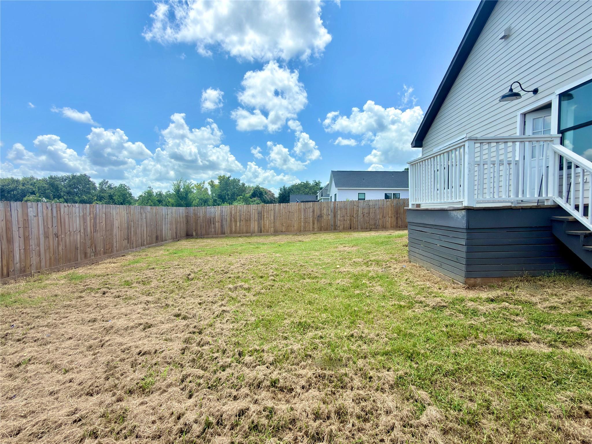 425 N Holland