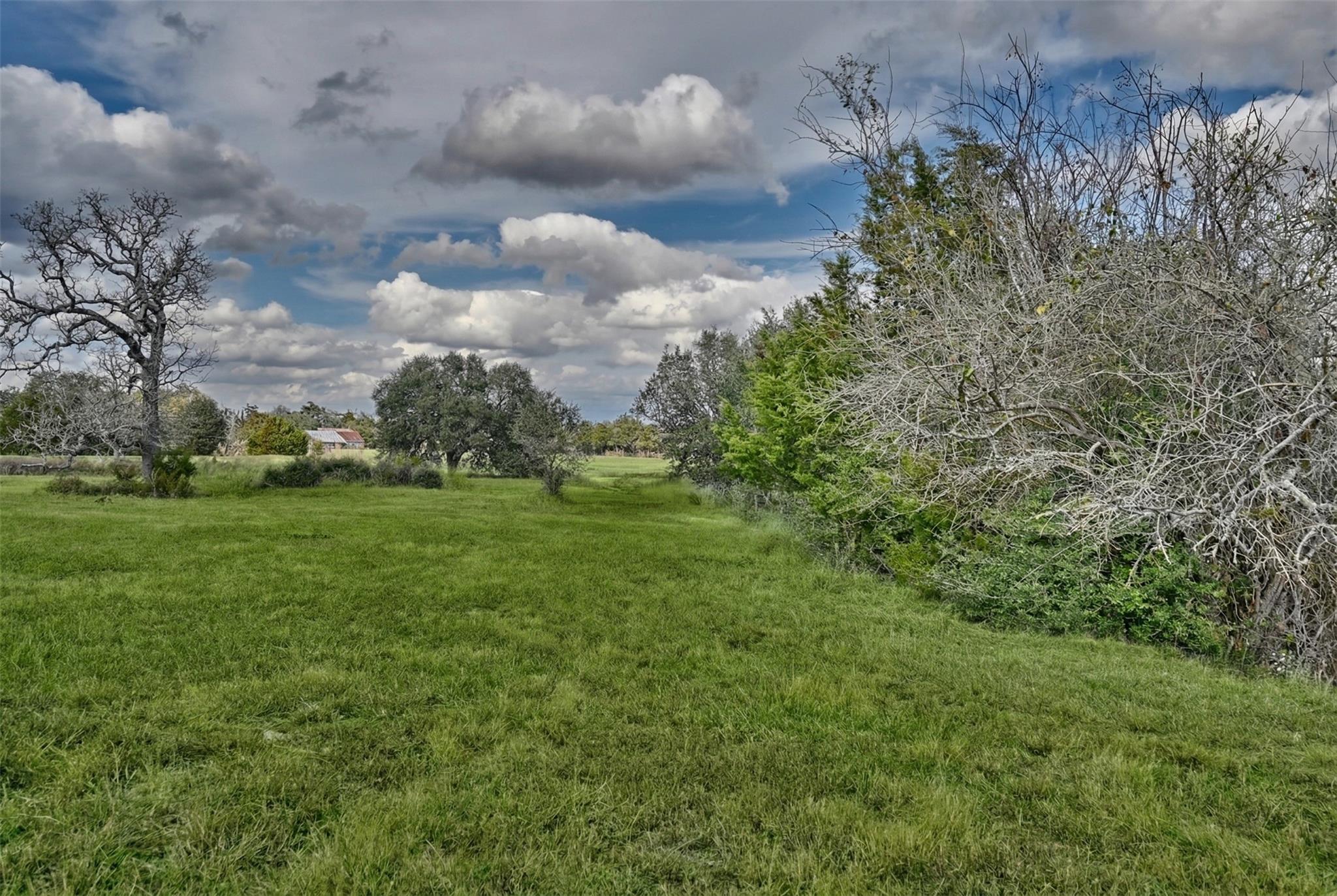 2 Round Top Farms Drive