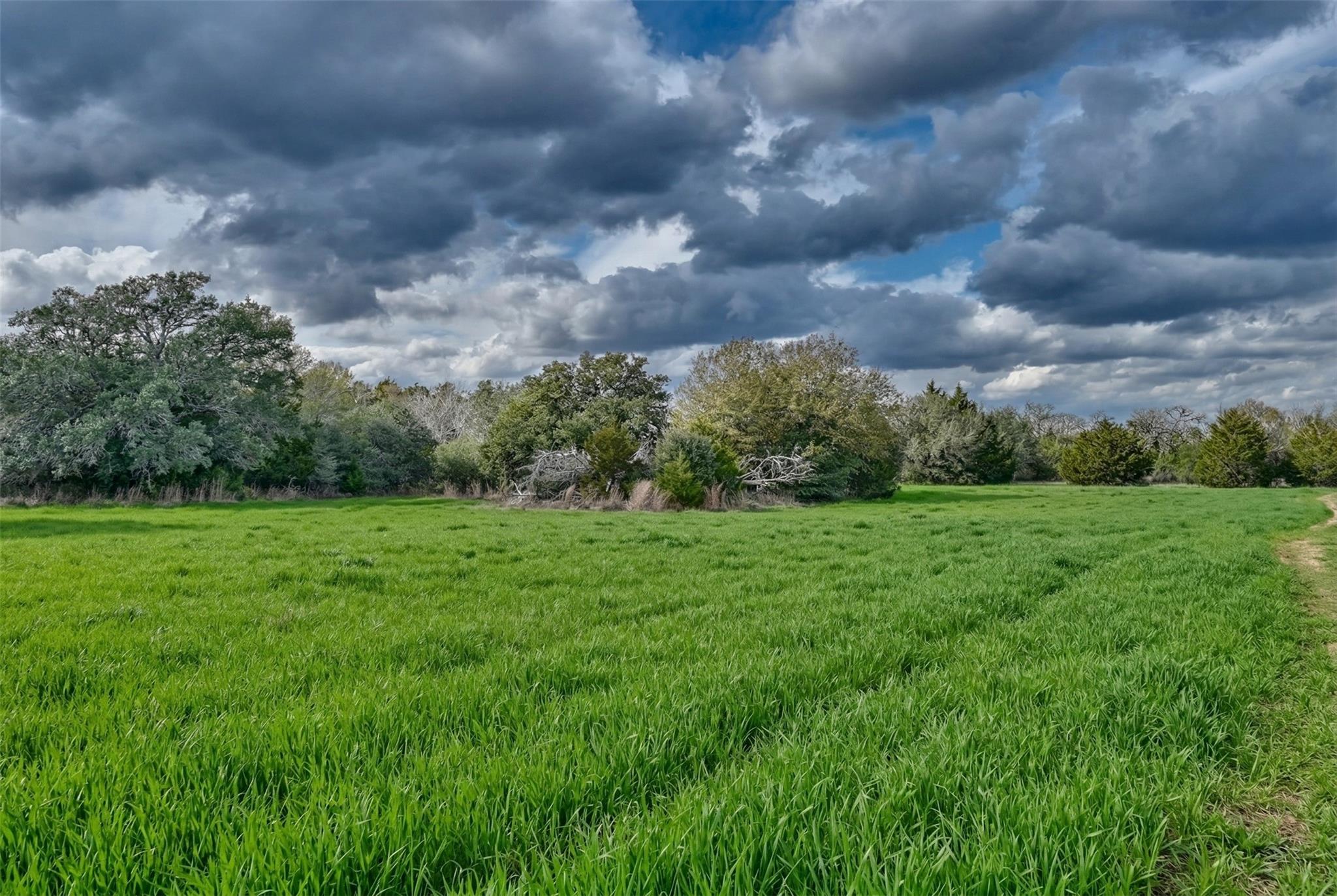 2 Round Top Farms Drive