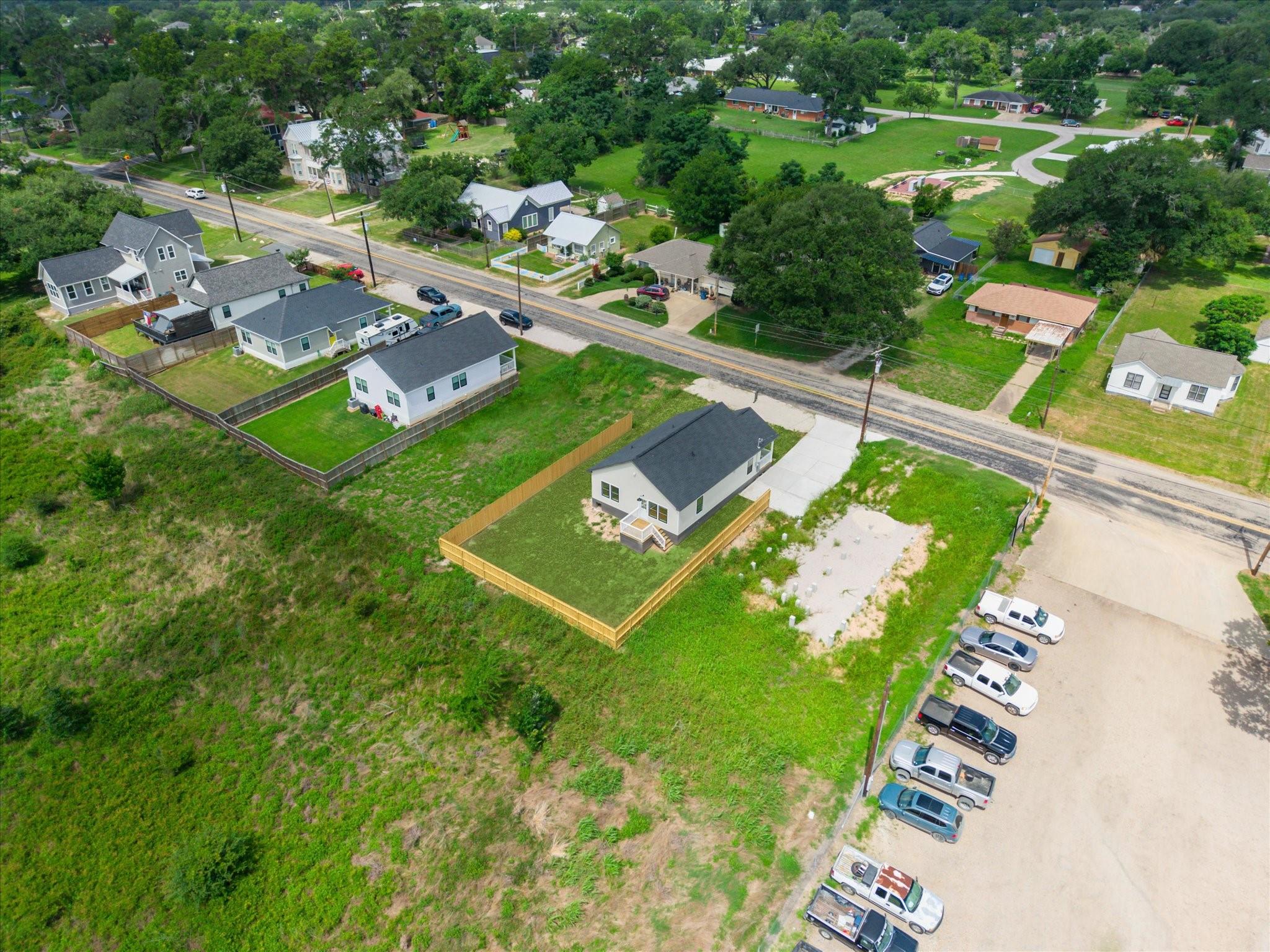 425 N Holland