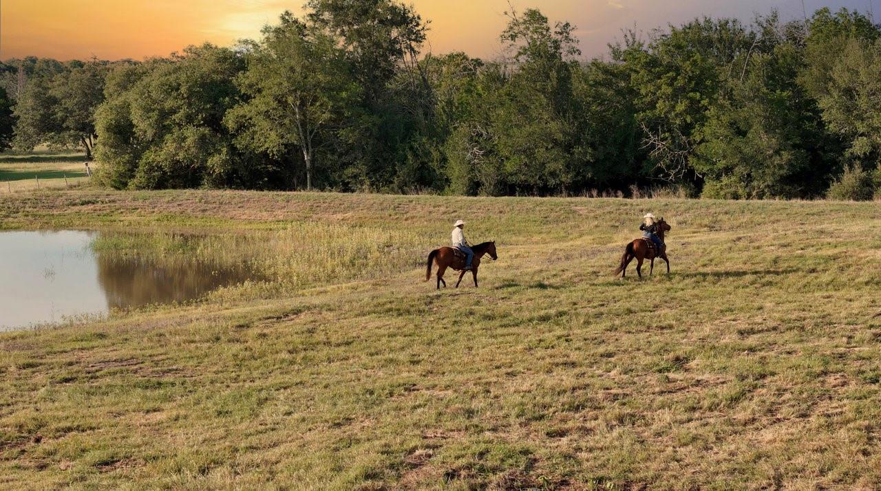 9 Round Top Farms Drive