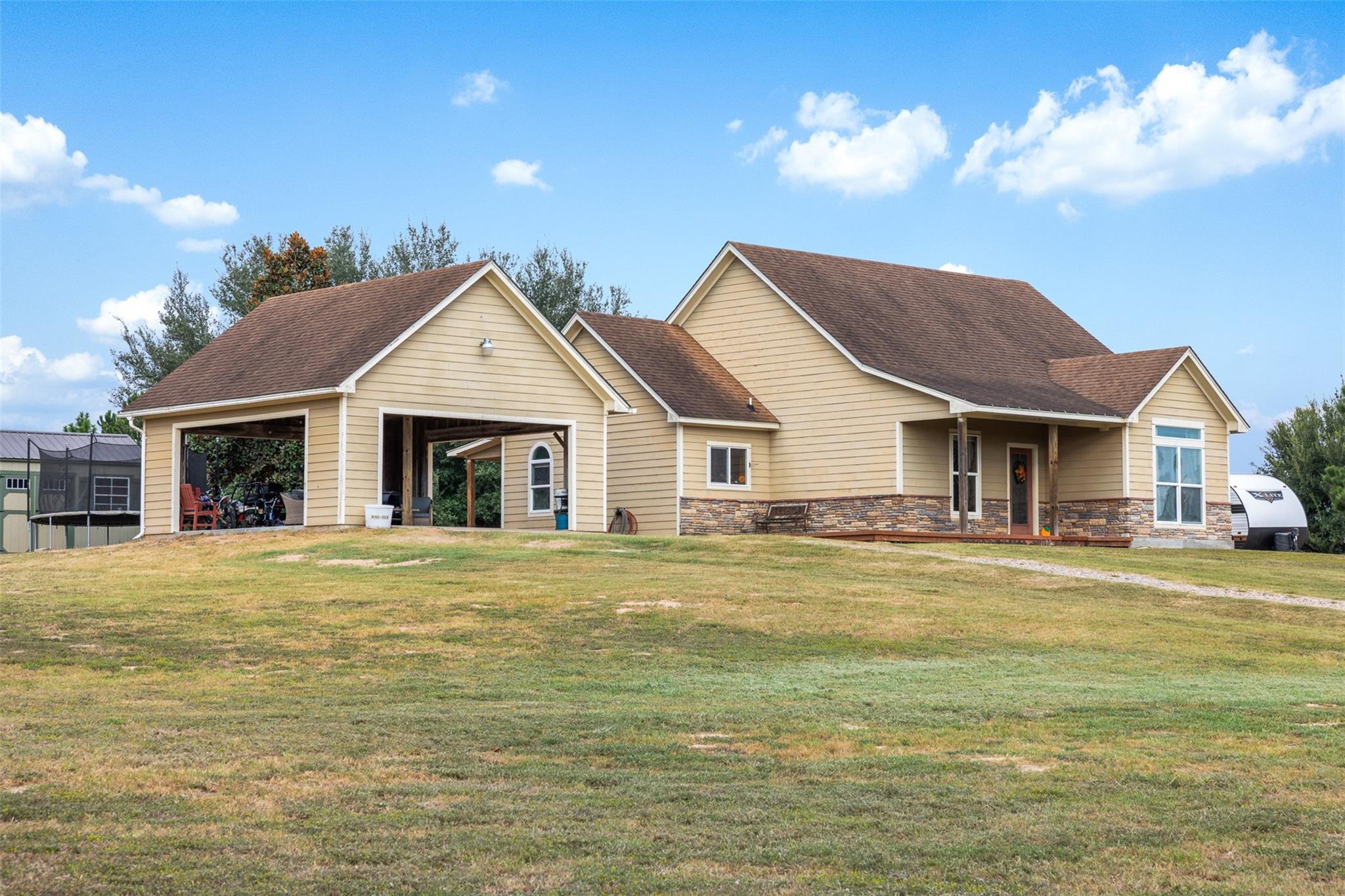 1327 Kenney Hall Road, Kenney