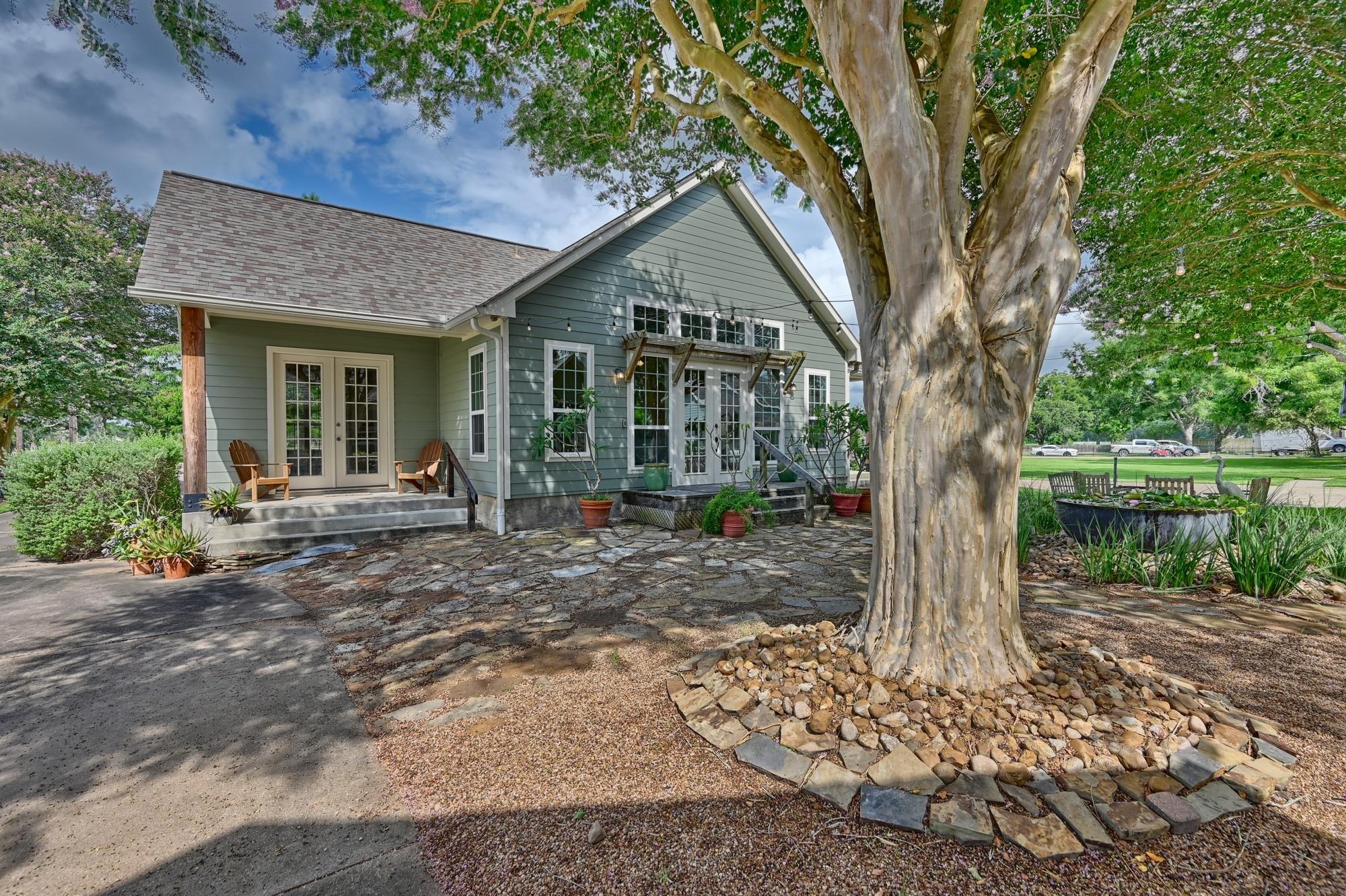 323 E County Road 461b