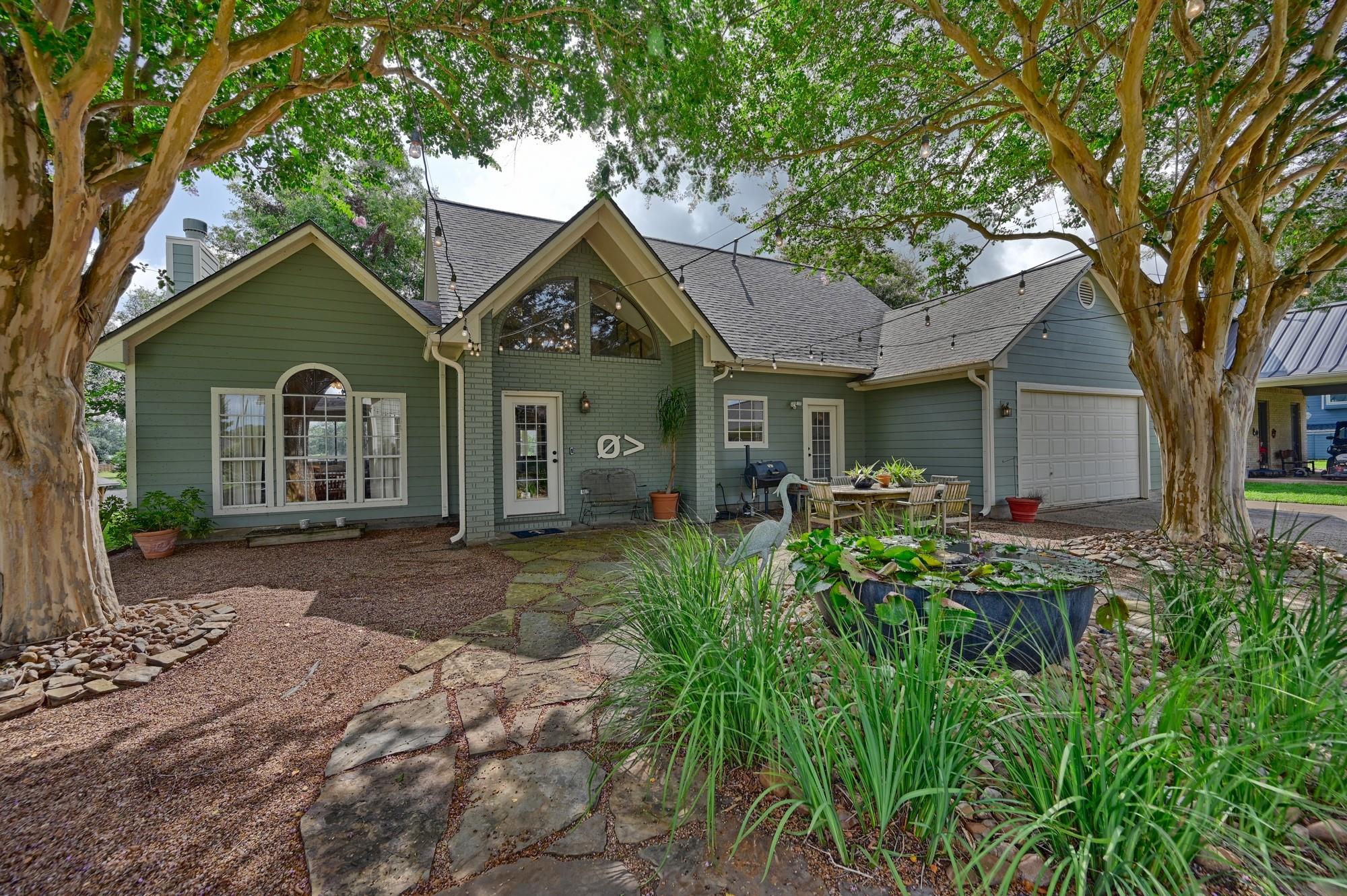 323 E County Road 461b
