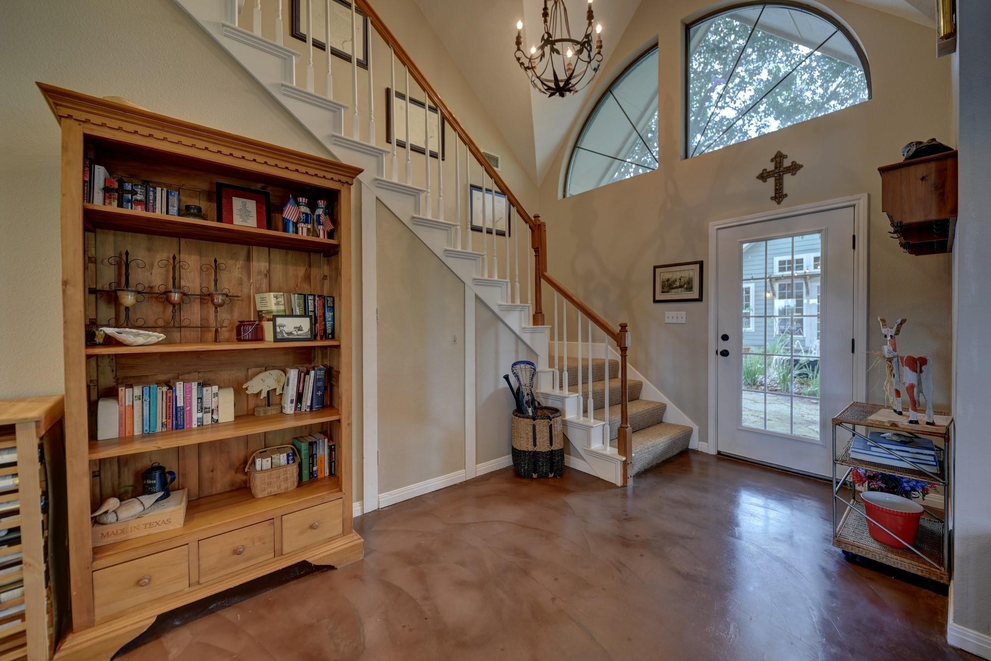 323 E County Road 461b