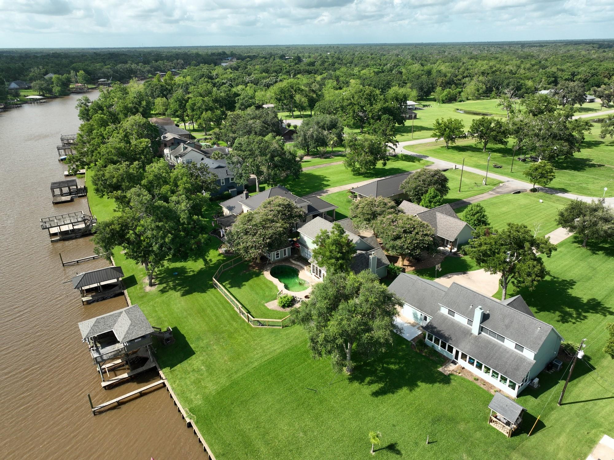 323 E County Road 461b