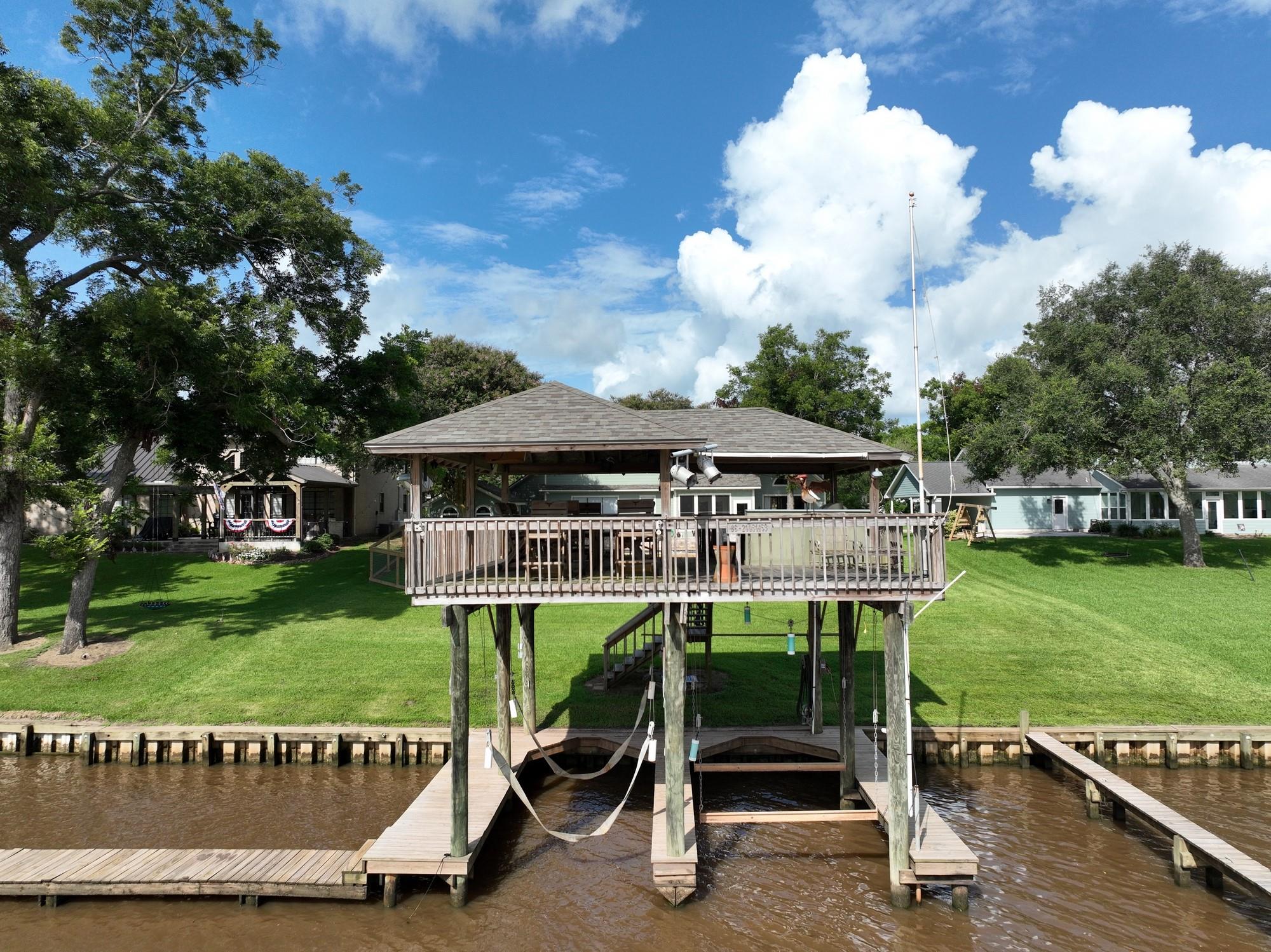 323 E County Road 461b