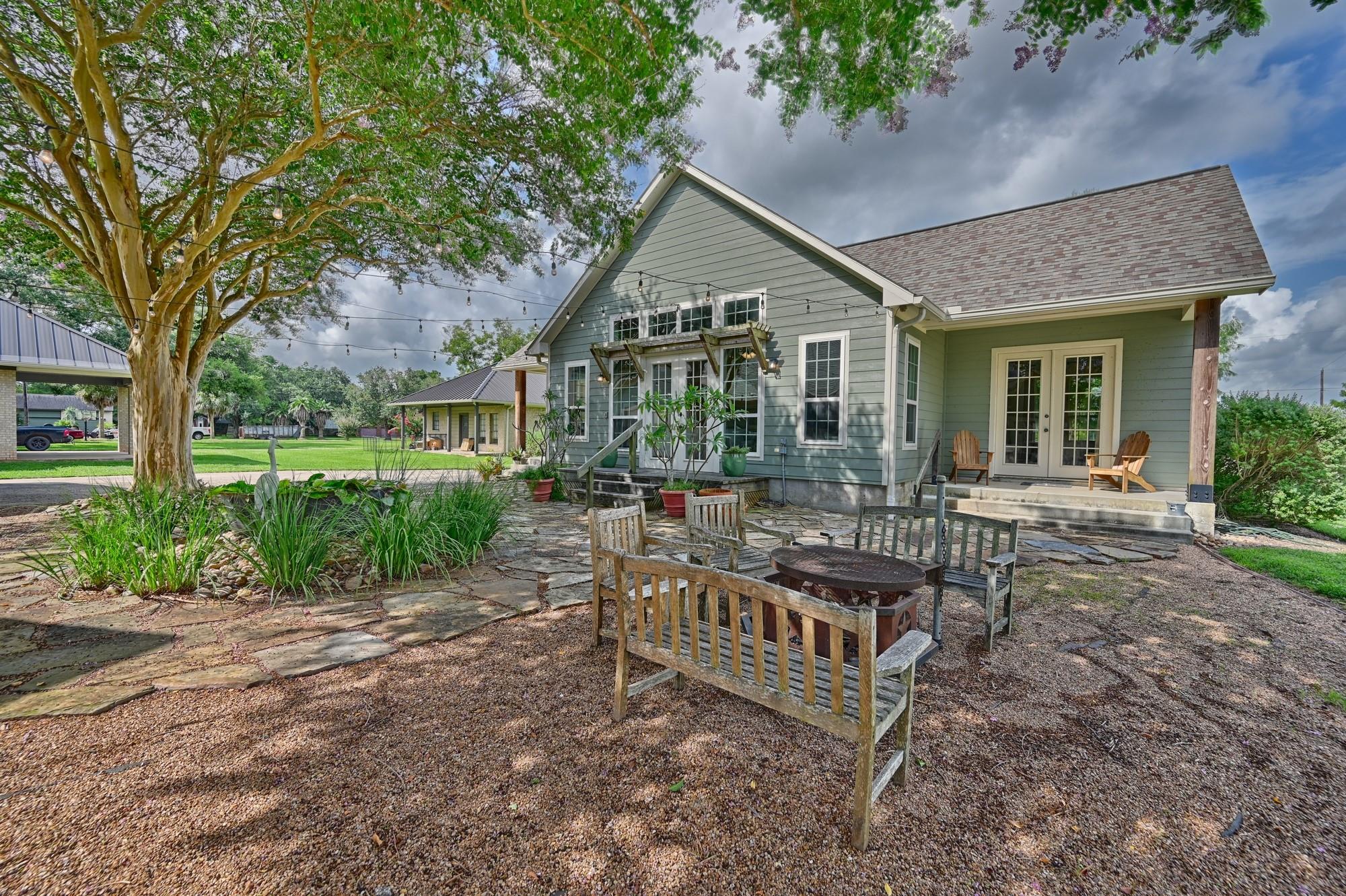 323 E County Road 461b
