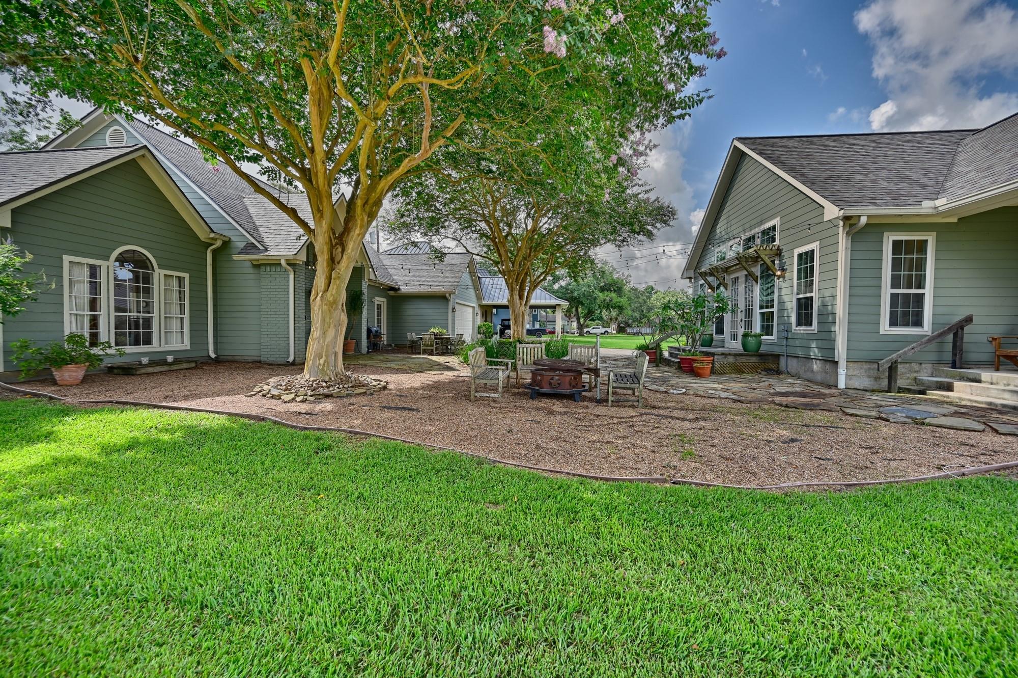 323 E County Road 461b