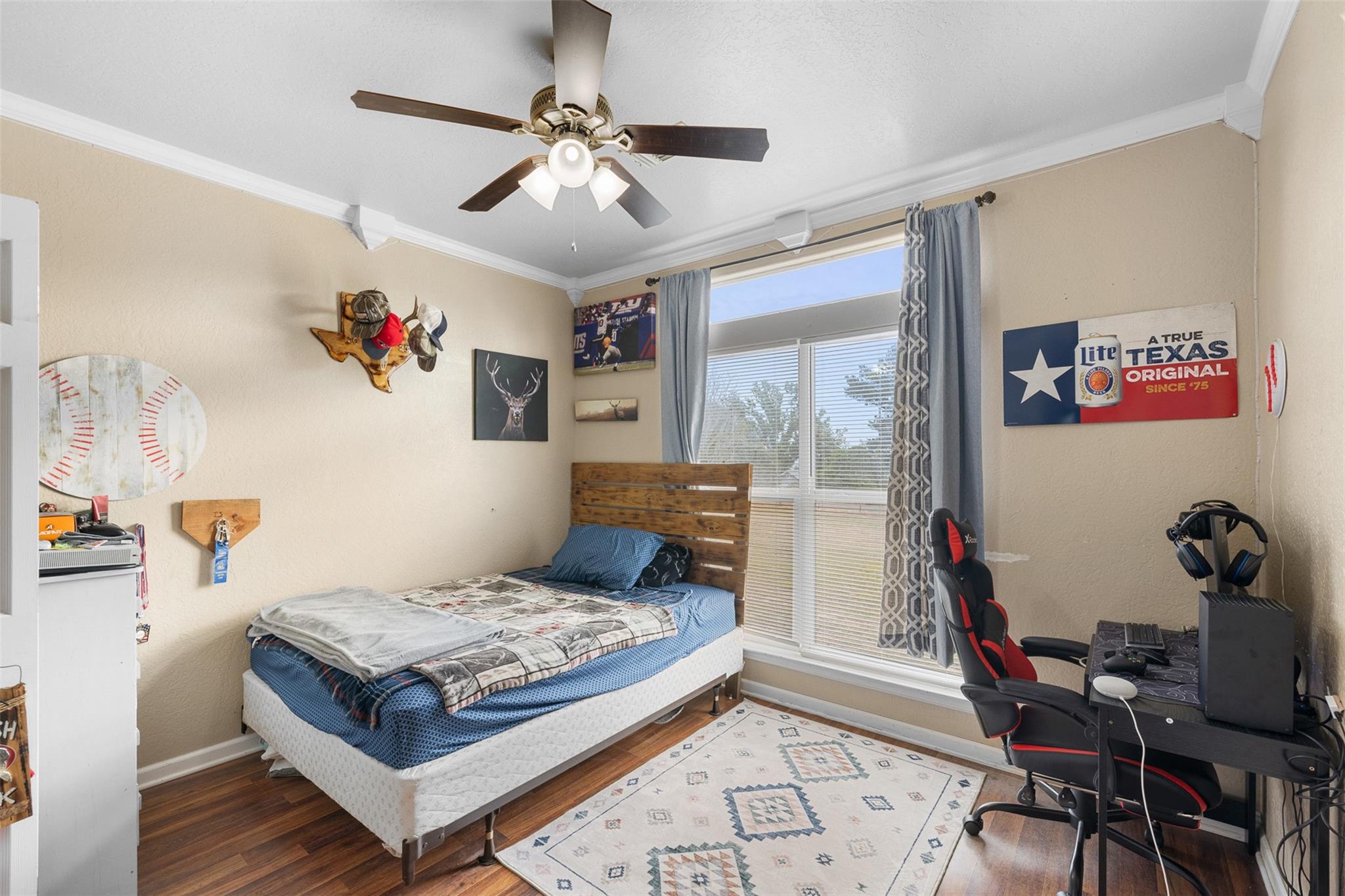 1283 Kenney Hall Road, Brenham