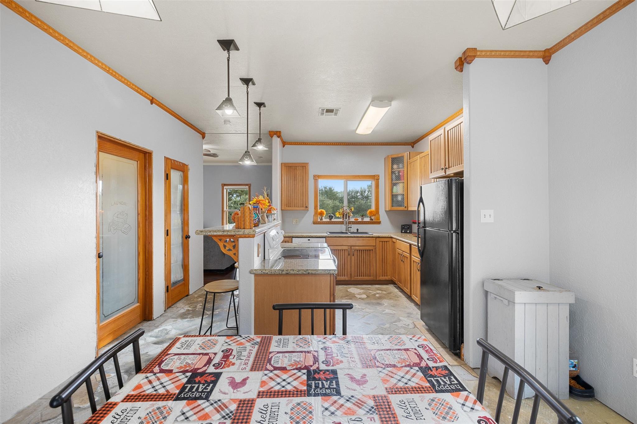 1283 Kenney Hall Road, Brenham