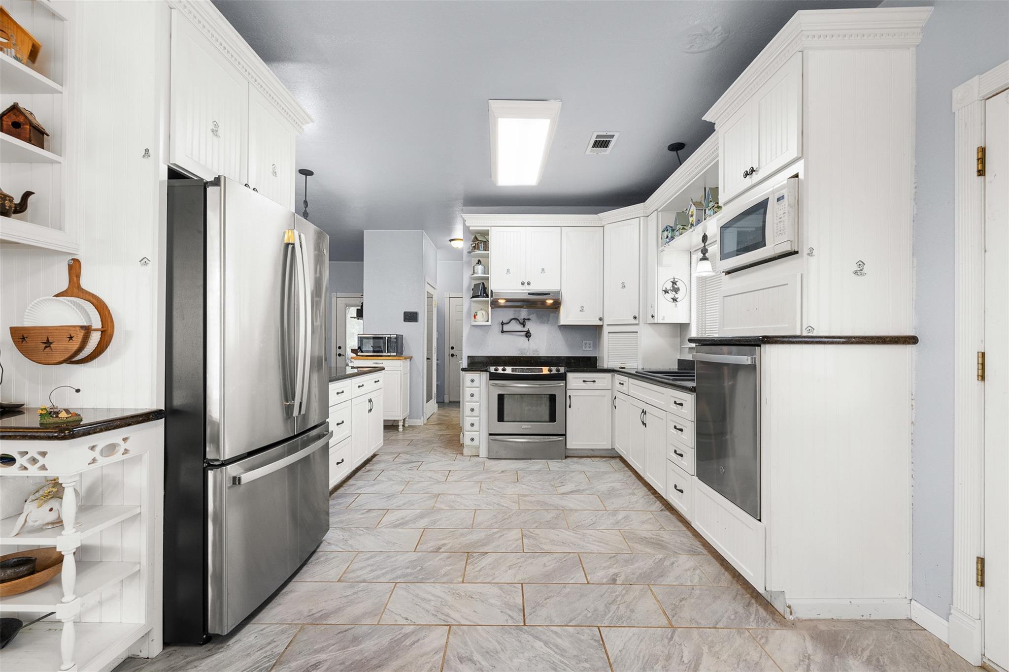 1283 Kenney Hall Road, Brenham