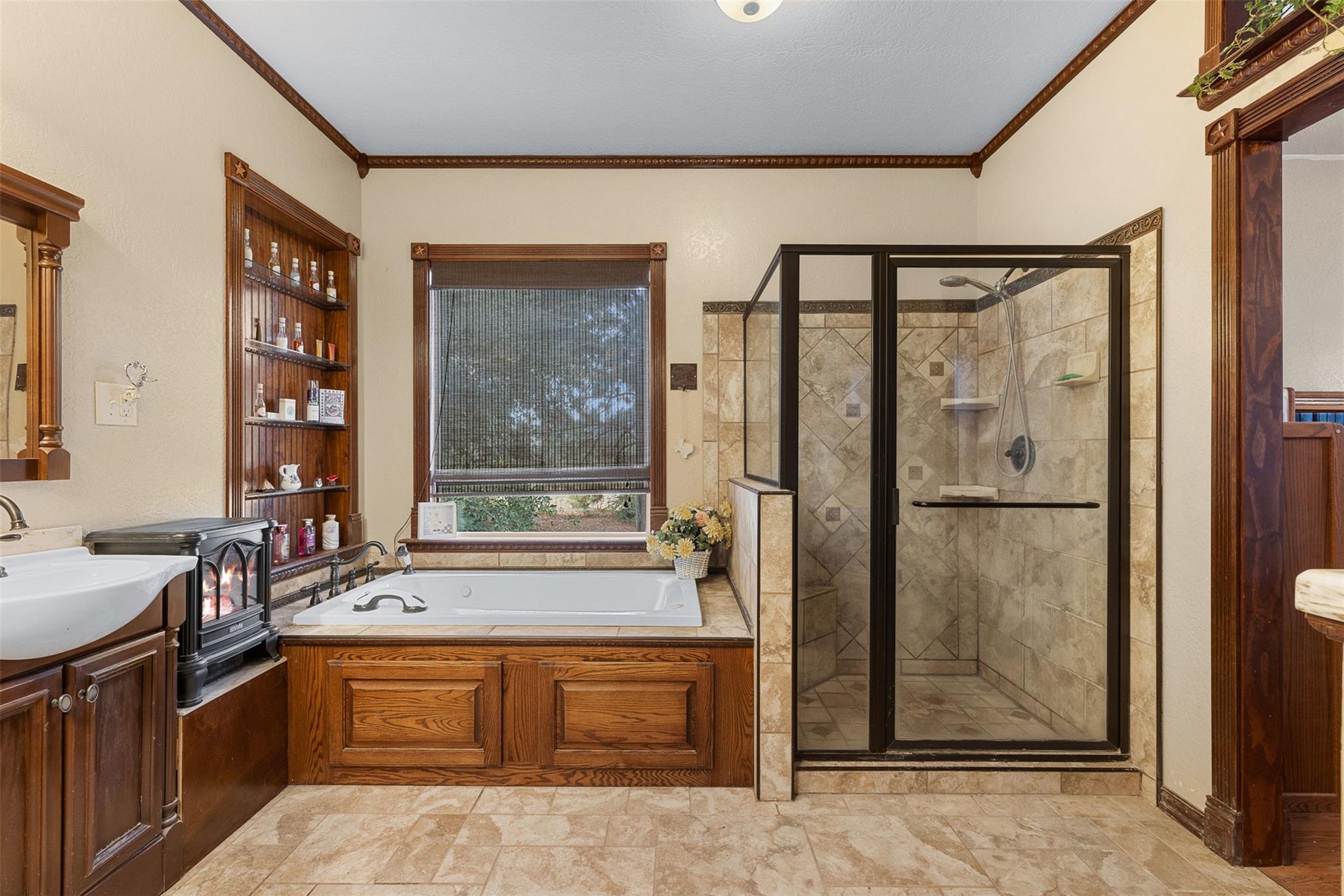 1283 Kenney Hall Road, Brenham