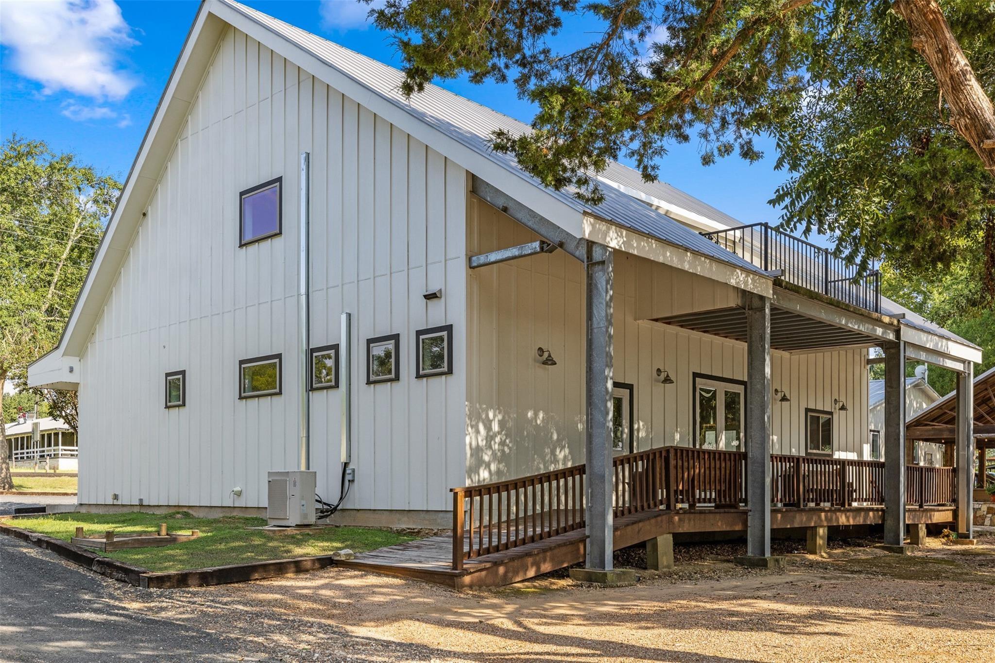 453 N Washington Street