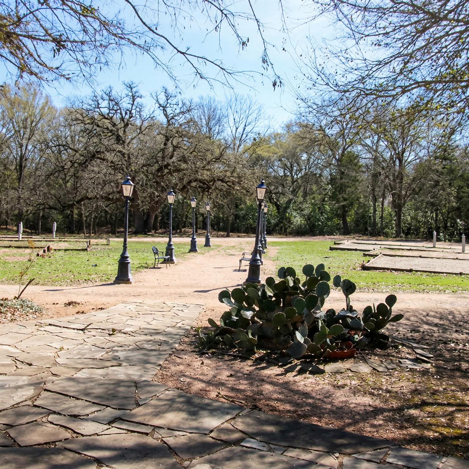 453 N Washington Street