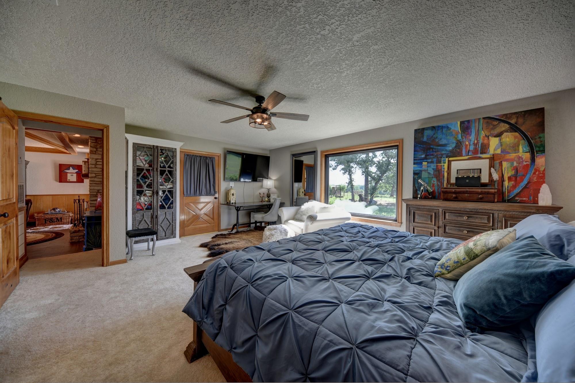 1045 Private Road 7005