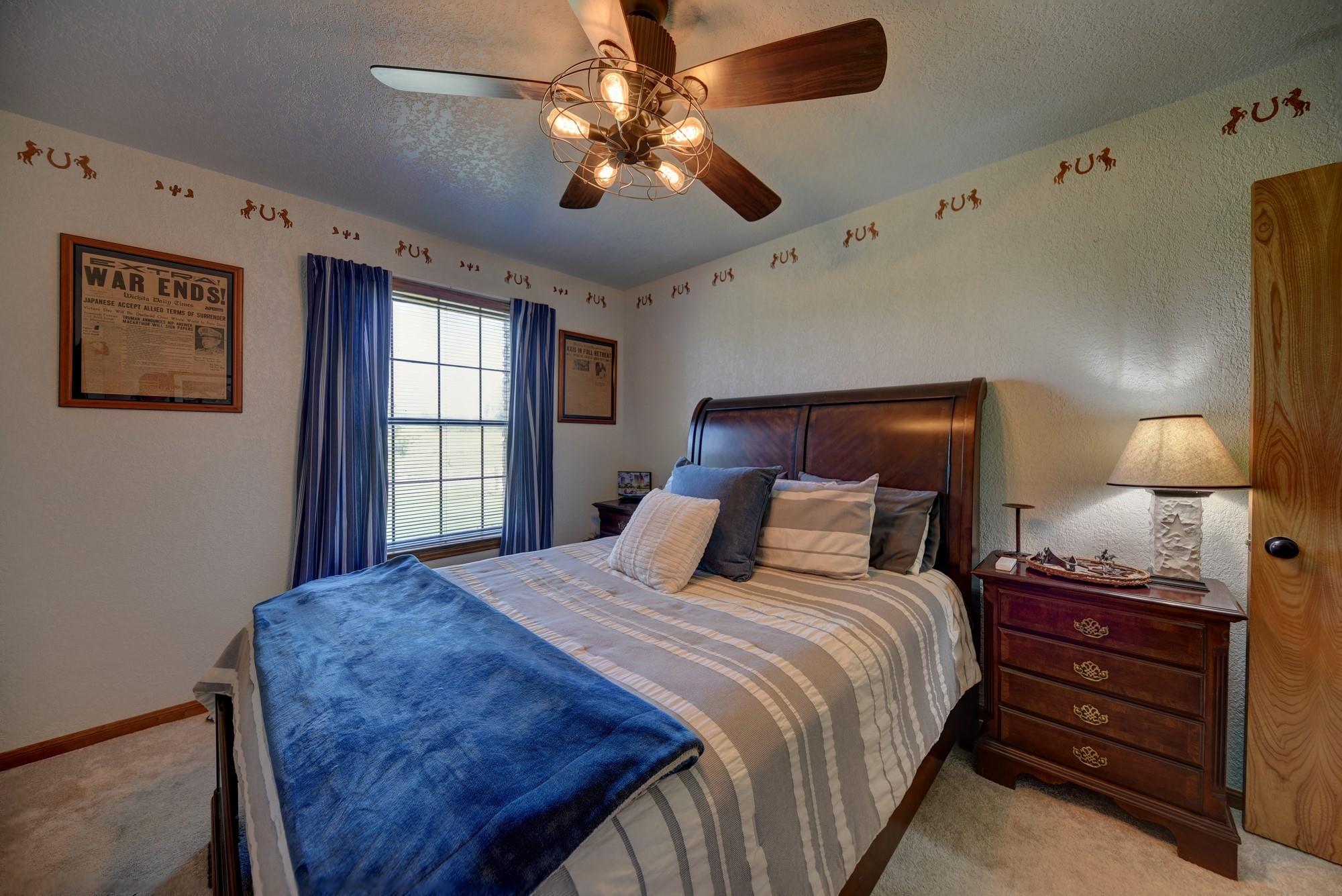 1045 Private Road 7005