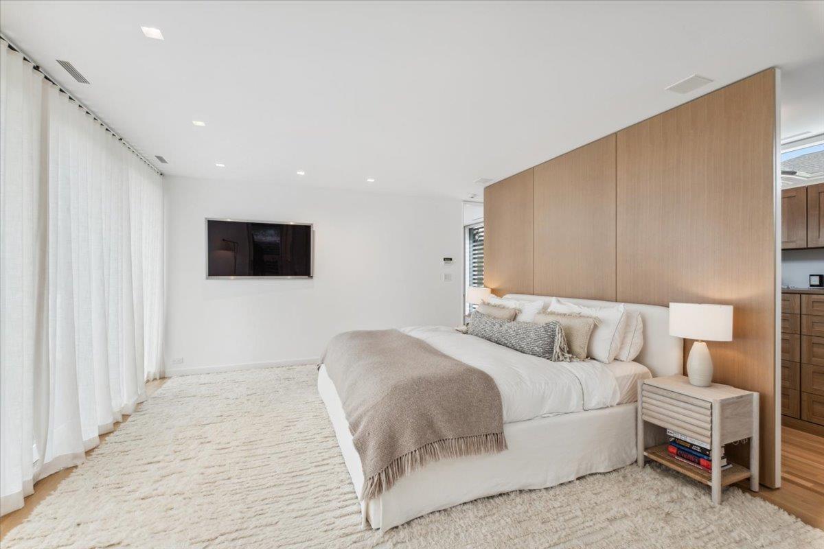35 Halsted Place