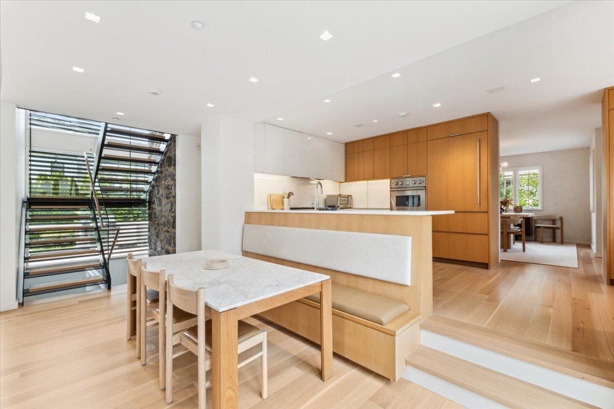 35 Halsted Place