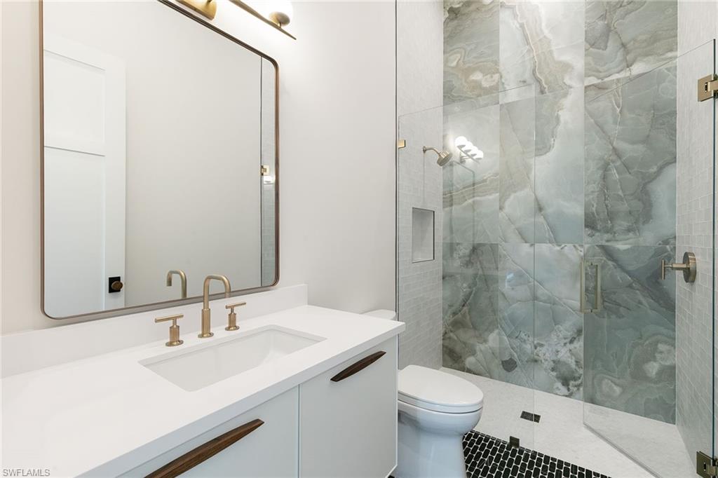 2337 Anthony CT