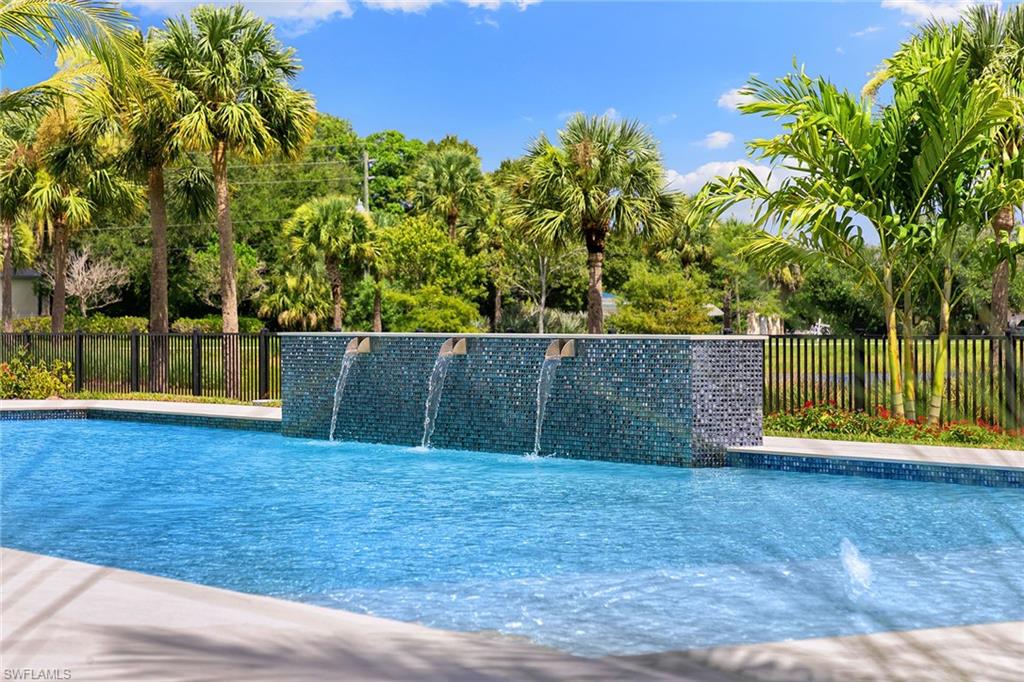 2337 Anthony CT