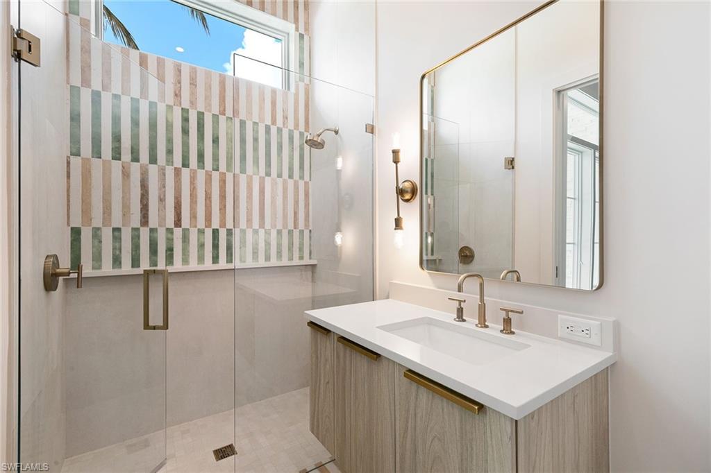2337 Anthony CT
