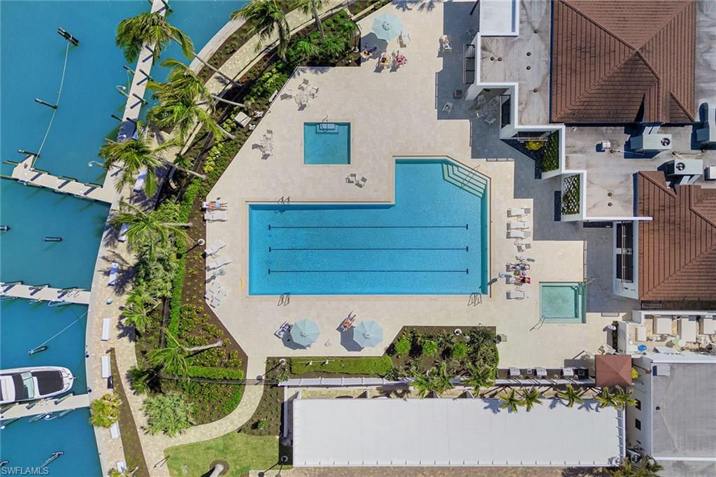 2400 Gulf Shore BLVD N # 305