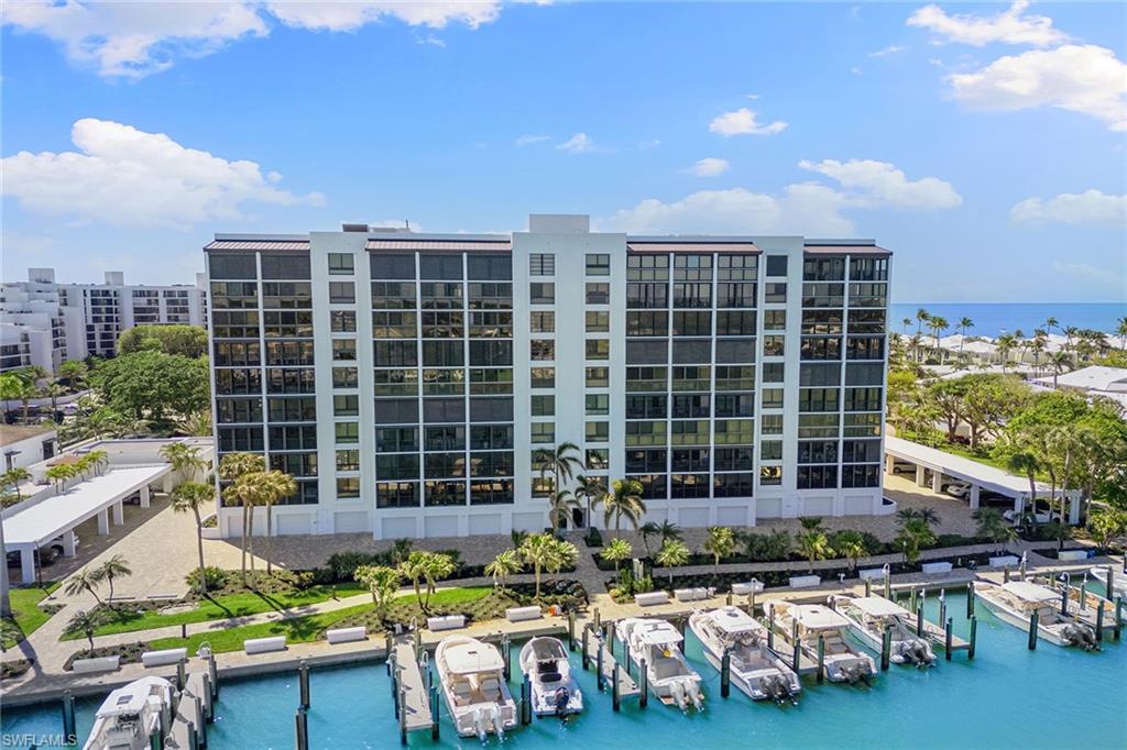 2400 Gulf Shore BLVD N # 305