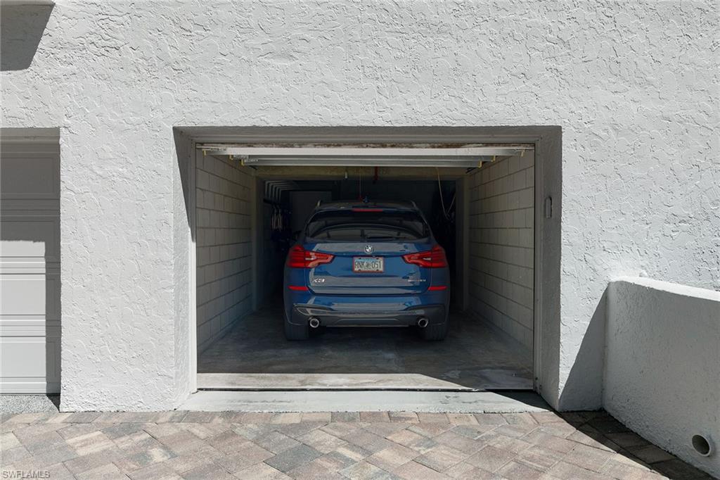 2400 Gulf Shore BLVD N # 305