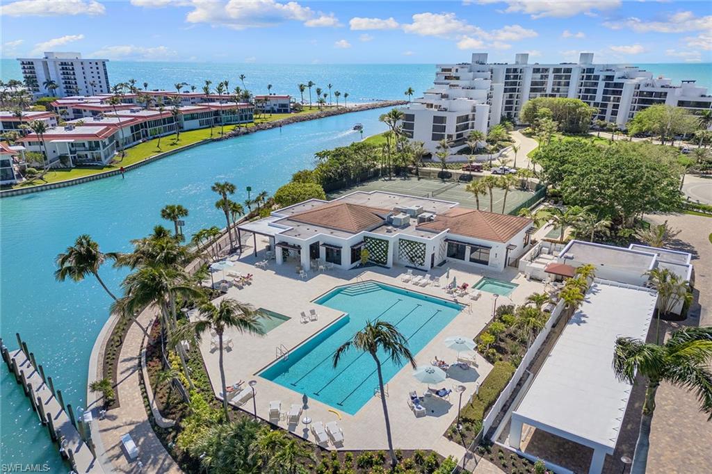 2400 Gulf Shore BLVD N # 305