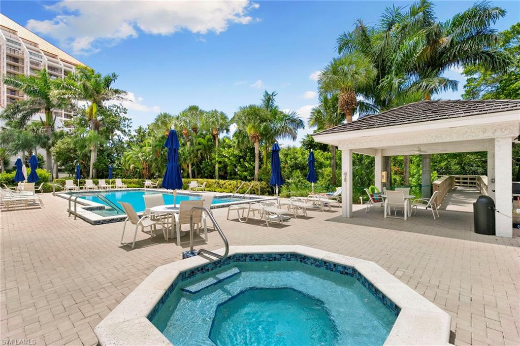 5501 Heron Point DR # 303