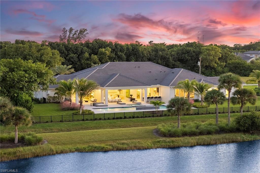 2337 Anthony CT, NAPLES