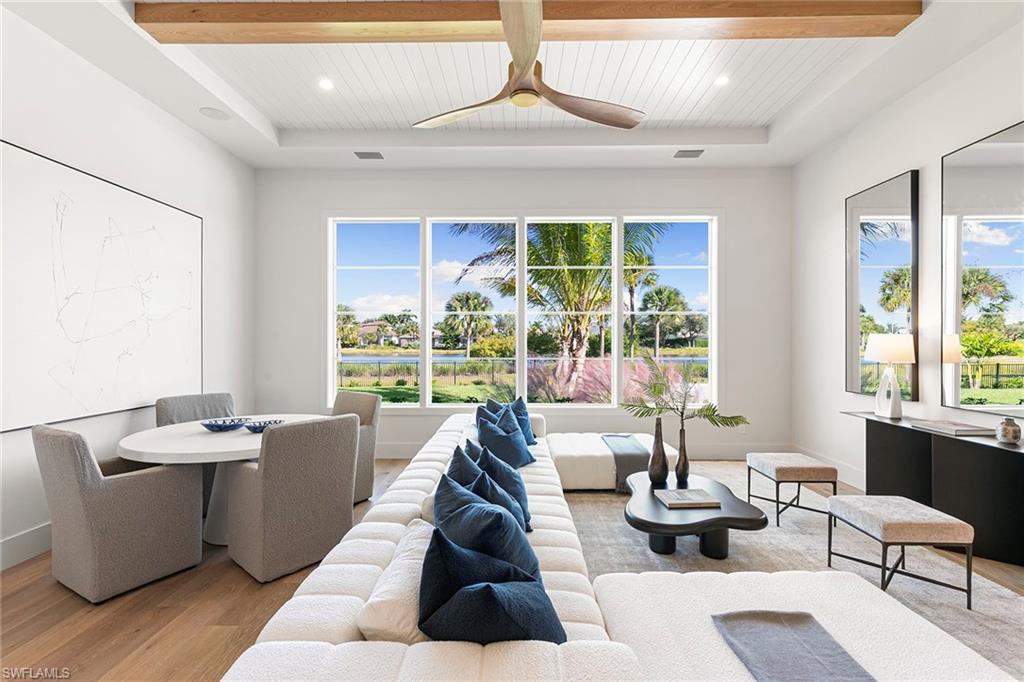 2337 Anthony CT, NAPLES