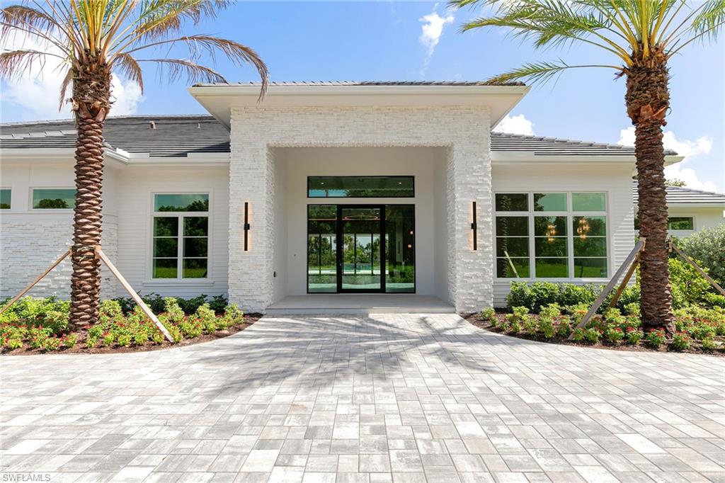2337 Anthony CT, NAPLES