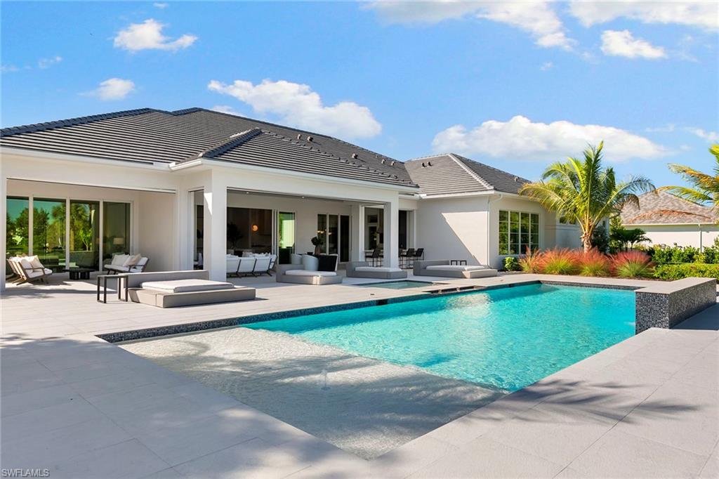 2337 Anthony CT, NAPLES