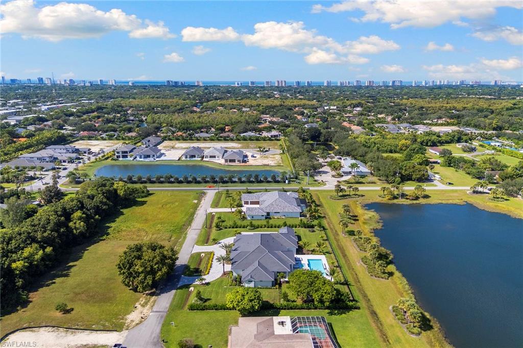 2337 Anthony CT, NAPLES