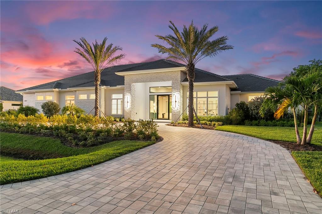 2337 Anthony CT, NAPLES