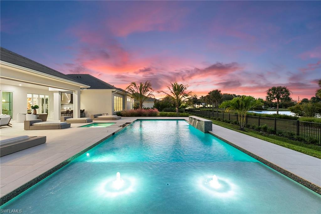 2337 Anthony CT, NAPLES