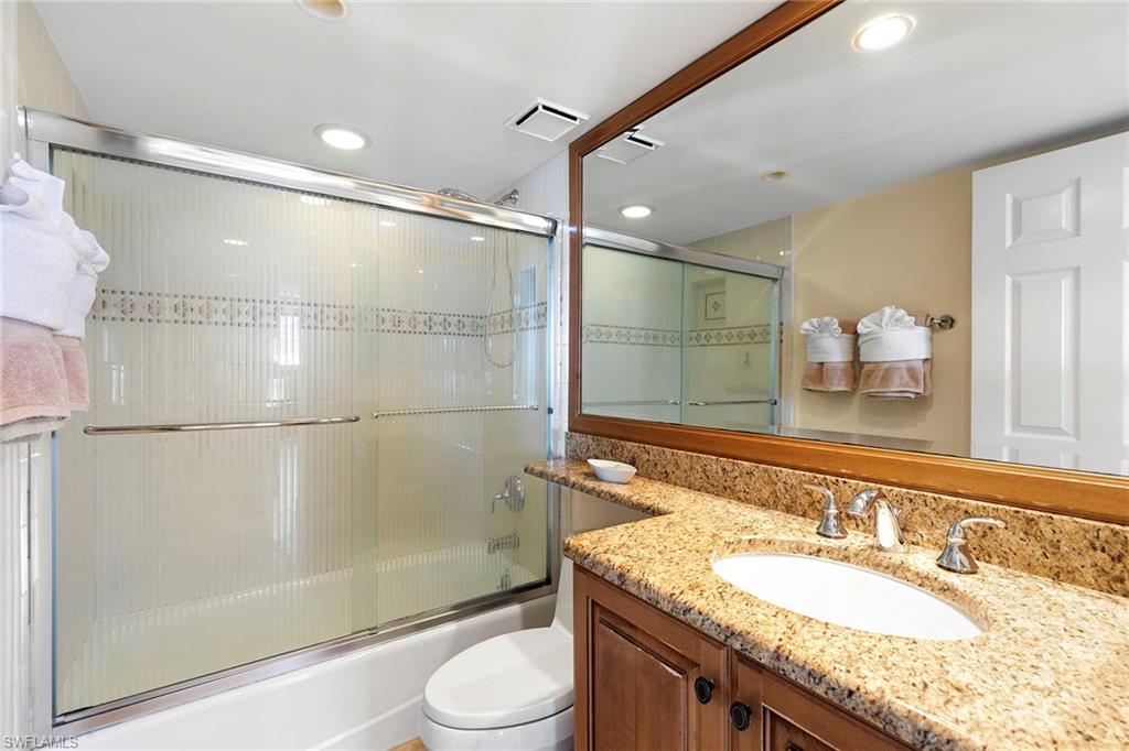 40 Seagate DR # 1204A