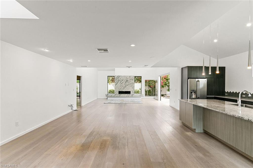 544 Tierra Mar LN E # 12