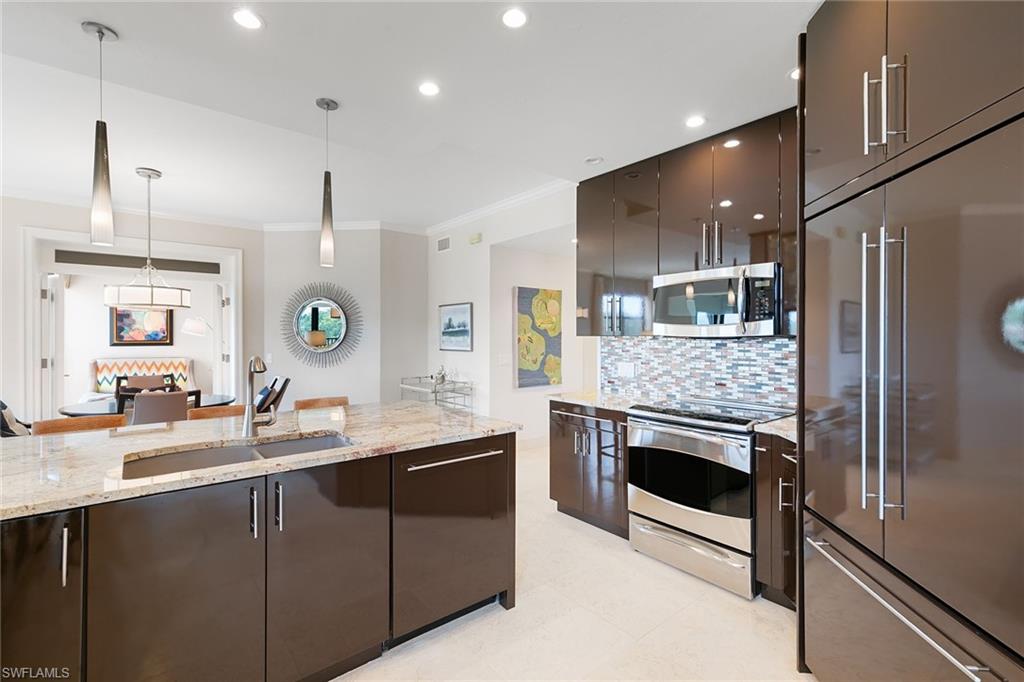 7008 Pelican Bay BLVD # H304