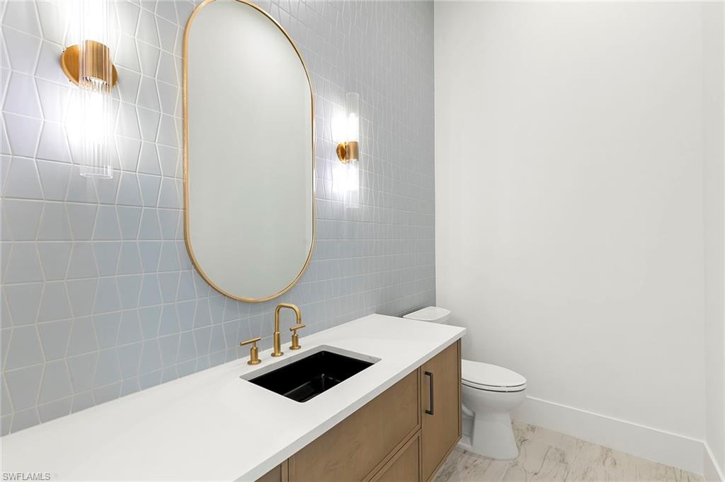 2309 Anthony CT