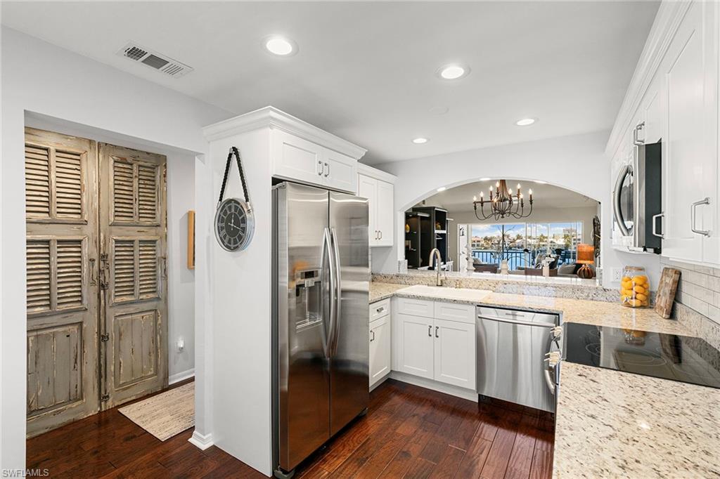 10682 Gulf Shore DR C305