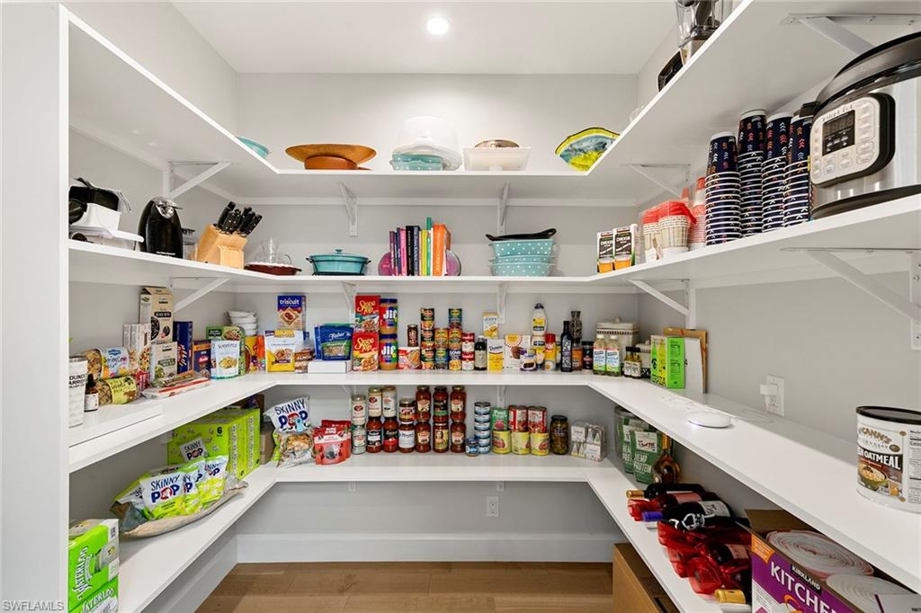 5949 Chanteclair DR 8