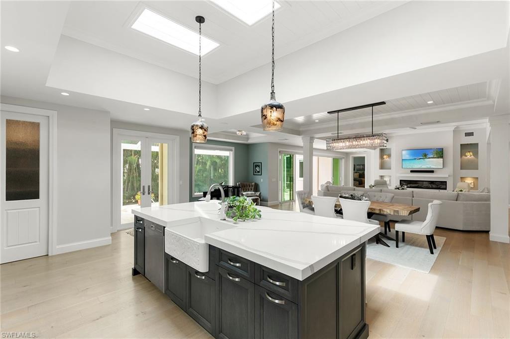 5949 Chanteclair DR 8