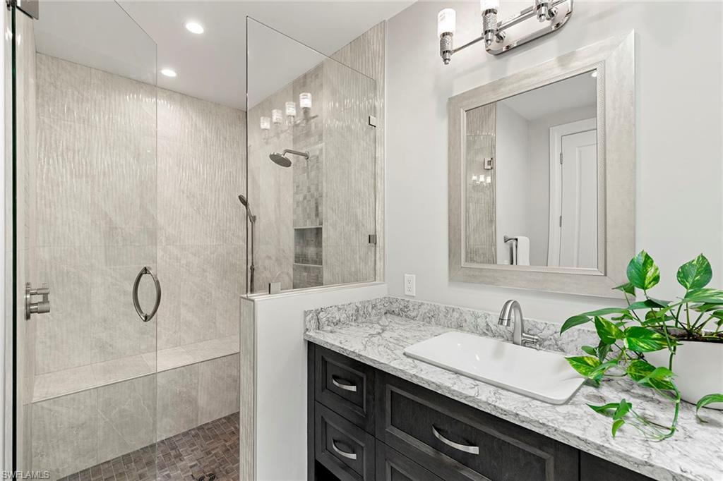 5949 Chanteclair DR 8