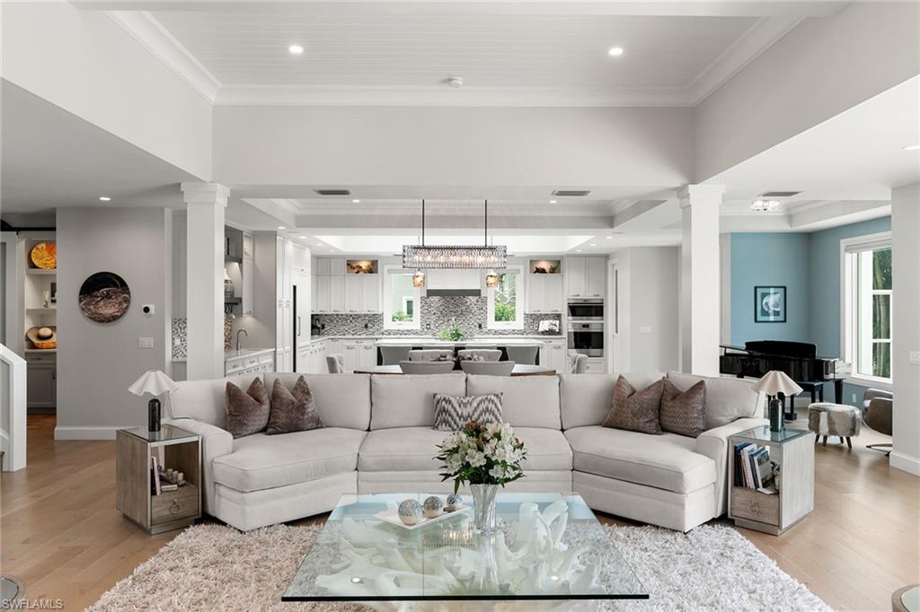 5949 Chanteclair DR 8