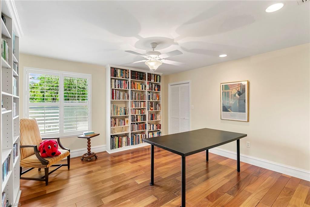5731 Cypress Hollow WAY