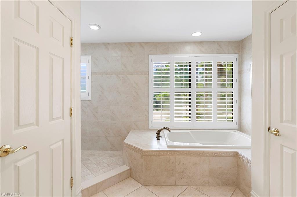 5731 Cypress Hollow WAY