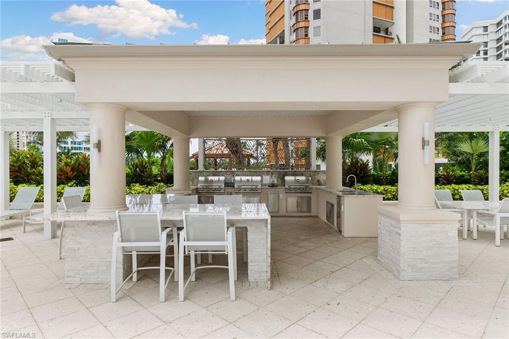 4255 Gulf Shore BLVD N 801